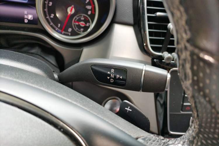 Used Mercedes-Benz GLE Coupe 2015 GLE 400 4MATIC Coupe SUV Gear Lever