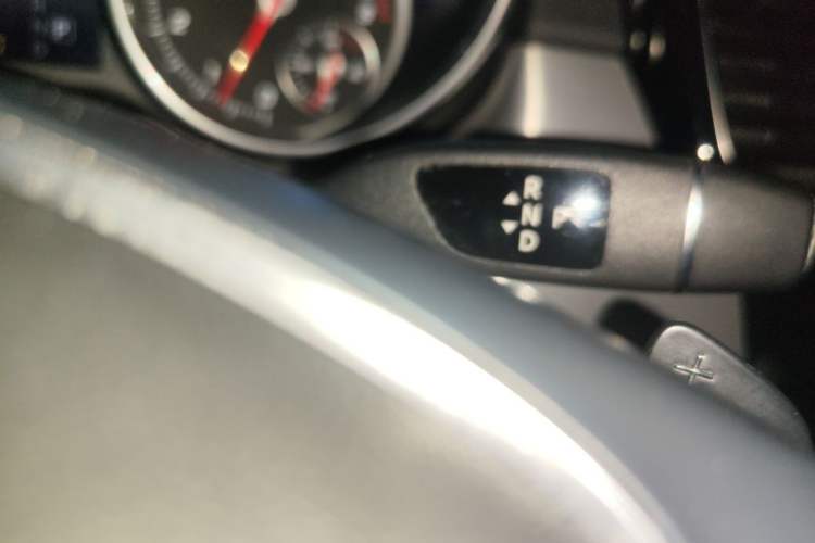 Used Mercedes-Benz GLE Coupe 2015 GLE 400 4MATIC Coupe SUV Gear Lever