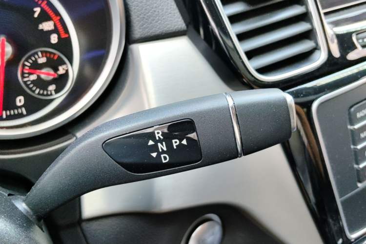 Used Mercedes-Benz GLE Coupe 2015 GLE 320 4MATIC Coupe SUV Gear Lever