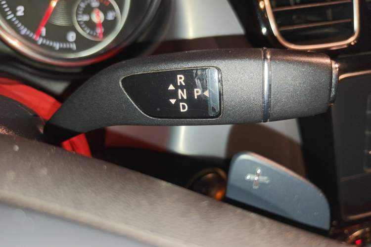 Used Mercedes-Benz GLE Coupe 2015 GLE 400 4MATIC Coupe SUV Gear Lever