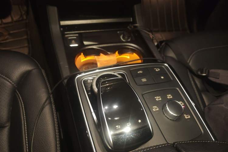 Used Mercedes-Benz GLE Coupe 2015 GLE 400 4MATIC Coupe SUV Gear Lever