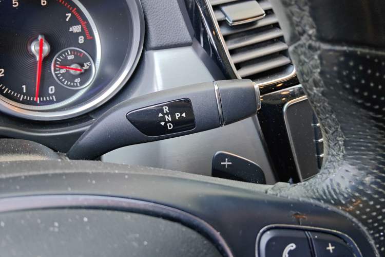 Used Mercedes-Benz GLE Coupe 2015 GLE 320 4MATIC Coupe SUV Gear Lever
