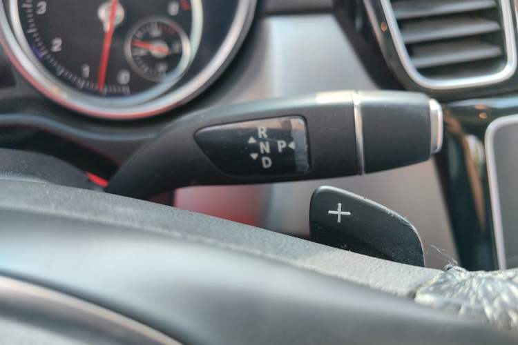 Used Mercedes-Benz GLE Coupe 2015 GLE 320 4MATIC Coupe SUV Gear Lever