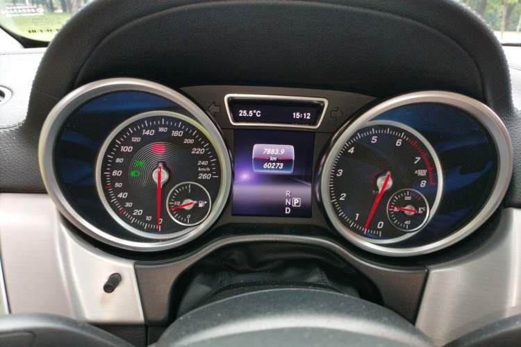 Used Mercedes-Benz GLE Coupe 2015 GLE 400 4MATIC Coupe SUV Instrument Cluster