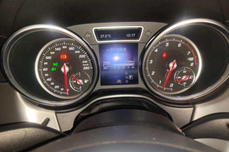 Used Mercedes-Benz GLE Coupe 2015 GLE 400 4MATIC Coupe SUV Instrument Cluster