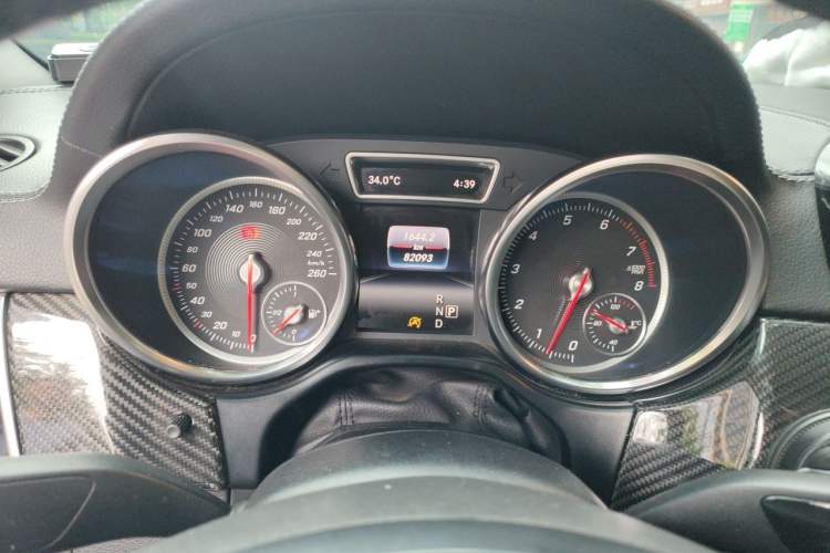 Used Mercedes-Benz GLE Coupe 2015 GLE 320 4MATIC Coupe SUV Instrument Cluster