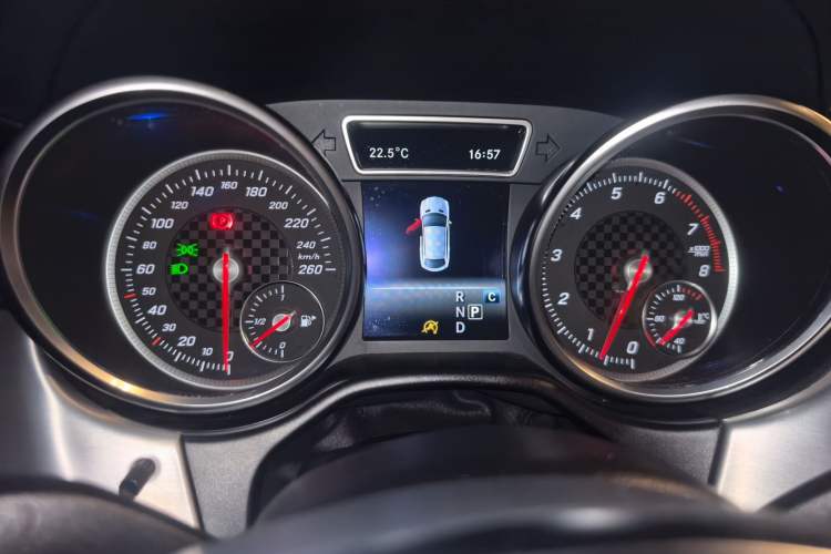 Used Mercedes-Benz GLE Coupe 2015 GLE 450 AMG 4MATIC Coupe SUV Instrument Cluster