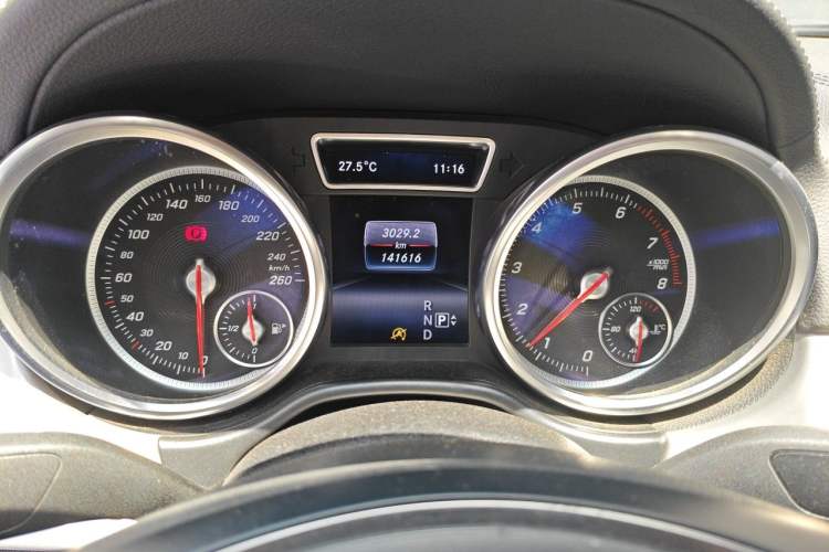 Used Mercedes-Benz GLE Coupe 2015 GLE 400 4MATIC Coupe SUV Instrument Cluster
