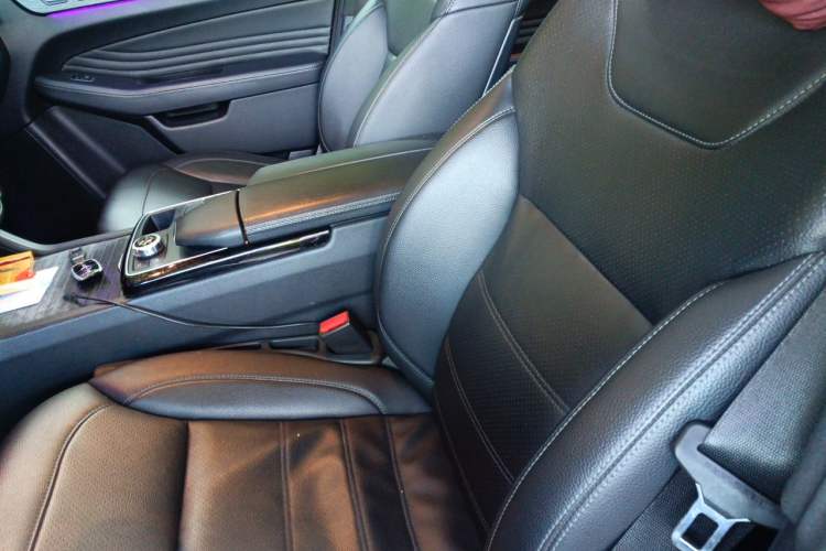 Used Mercedes-Benz GLE Coupe 2015 GLE 320 4MATIC Coupe SUV Left Front Seat