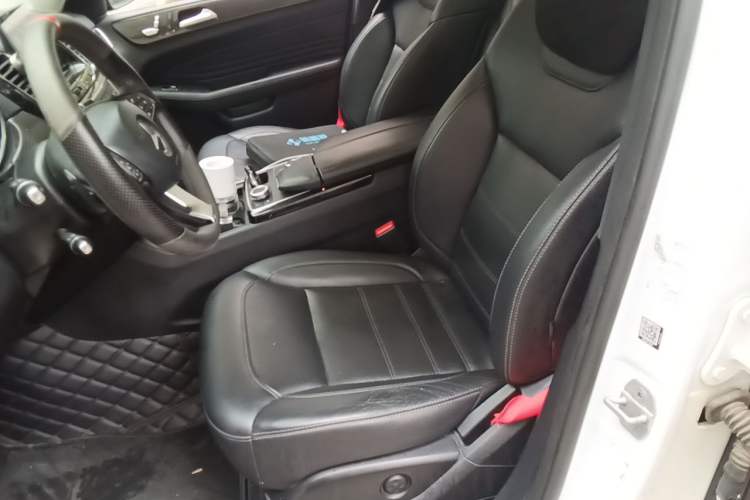 Used Mercedes-Benz GLE Coupe 2015 GLE 320 4MATIC Coupe SUV Left Front Seat