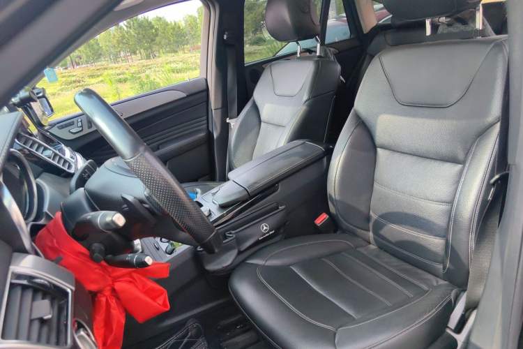 Used Mercedes-Benz GLE Coupe 2015 GLE 320 4MATIC Coupe SUV Left Front Seat