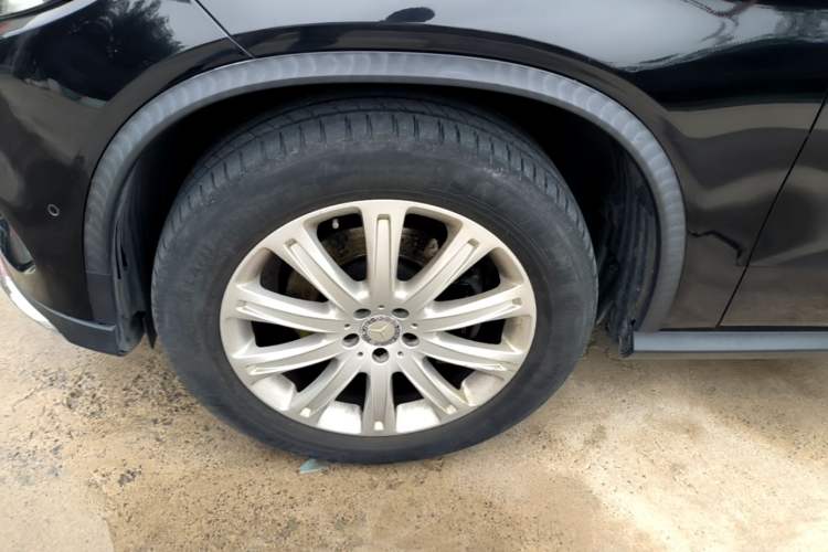Used Mercedes-Benz GLE Coupe 2015 GLE 320 4MATIC Coupe SUV Left Front Wheel Hub