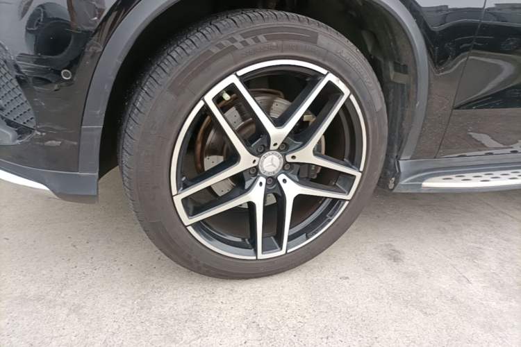 Used Mercedes-Benz GLE Coupe 2015 GLE 320 4MATIC Coupe SUV Left Front Wheel Hub