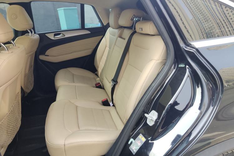 Used Mercedes-Benz GLE Coupe 2015 GLE 320 4MATIC Coupe SUV Left Rear Seat