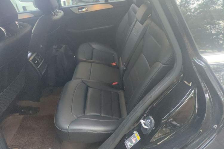 Used Mercedes-Benz GLE Coupe 2015 GLE 320 4MATIC Coupe SUV Left Rear Seat