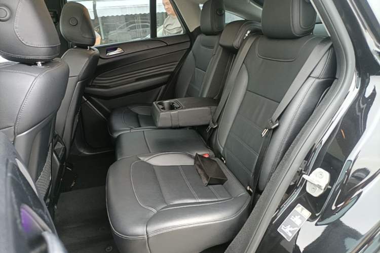 Used Mercedes-Benz GLE Coupe 2015 GLE 320 4MATIC Coupe SUV Left Rear Seat