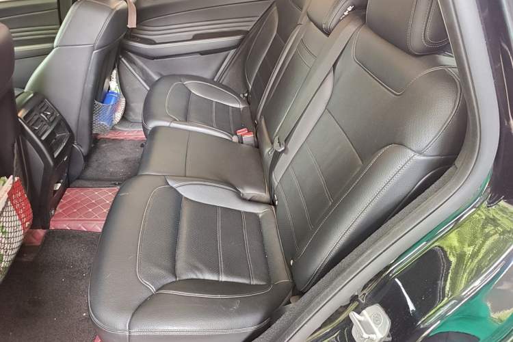 Used Mercedes-Benz GLE Coupe 2015 GLE 320 4MATIC Coupe SUV Left Rear Seat