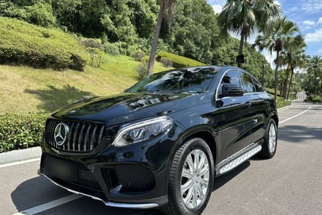 Ojetý Mercedes-Benz GLE Coupe 2015 GLE 320 4MATIC Coupe SUV
