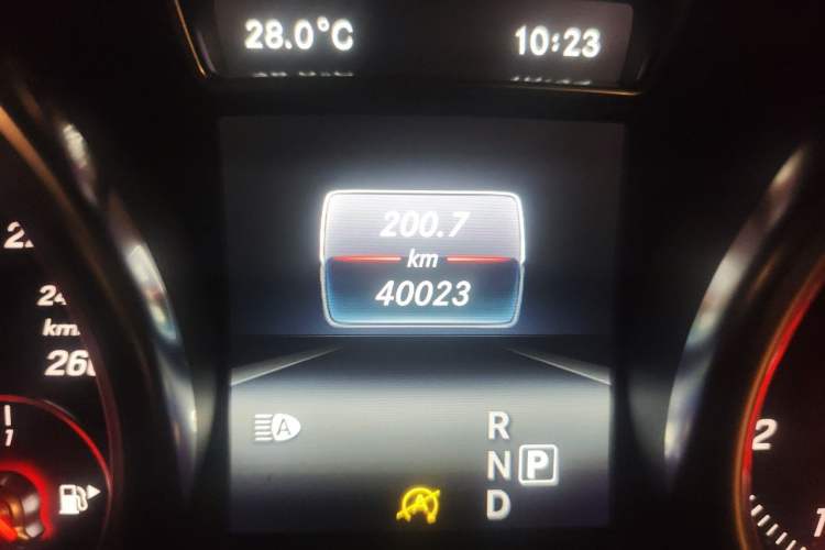 Used Mercedes-Benz GLE Coupe 2015 GLE 400 4MATIC Coupe SUV Odometer Close Up