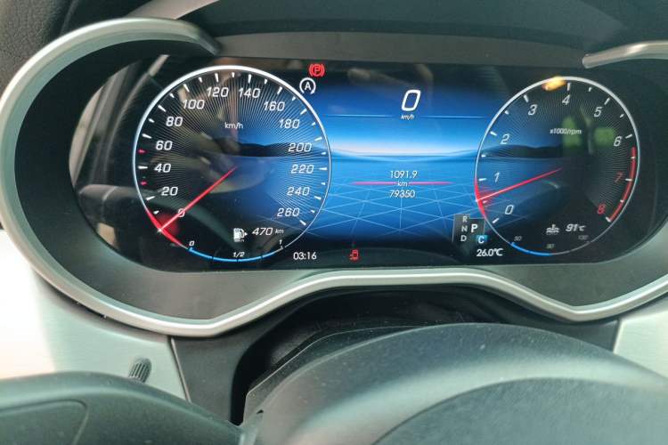 Used Mercedes-Benz GLE Coupe 2015 GLE 320 4MATIC Coupe SUV Odometer Close Up