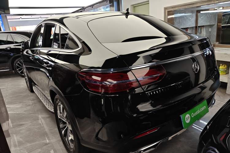 Used Mercedes-Benz GLE Coupe 2015 GLE 400 4MATIC Coupe SUV Rear Left 45 Deg