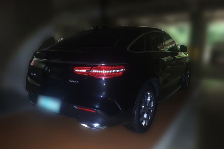 Used Mercedes-Benz GLE Coupe 2015 GLE 400 4MATIC Coupe SUV Rear Right 45 Deg