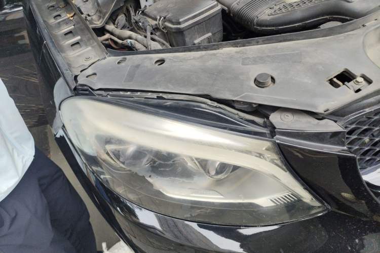 Used Mercedes-Benz GLE Coupe 2015 GLE 320 4MATIC Coupe SUV Right Front Headlight