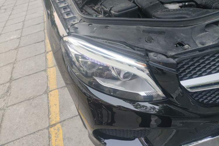 Used Mercedes-Benz GLE Coupe 2015 GLE 320 4MATIC Coupe SUV Right Front Headlight