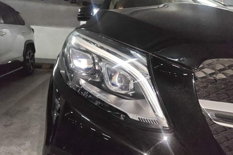 Used Mercedes-Benz GLE Coupe 2015 GLE 320 4MATIC Coupe SUV Right Front Headlight