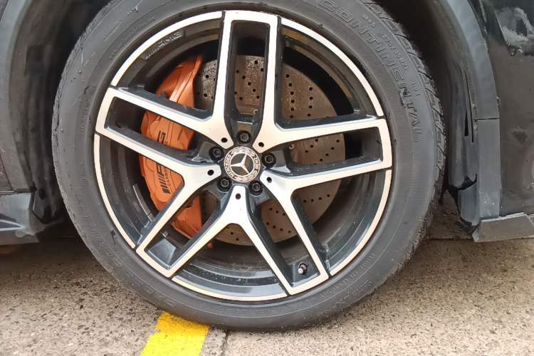 Used Mercedes-Benz GLE Coupe 2015 GLE 320 4MATIC Coupe SUV Right Front Wheel Hub