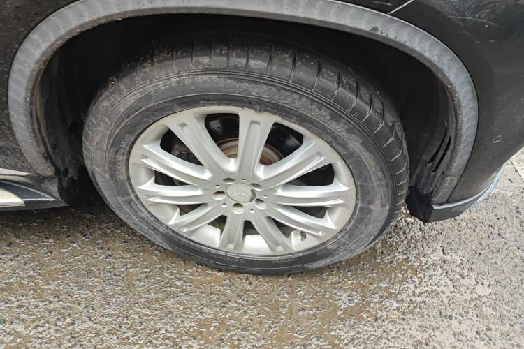 Used Mercedes-Benz GLE Coupe 2015 GLE 320 4MATIC Coupe SUV Right Front Wheel Hub