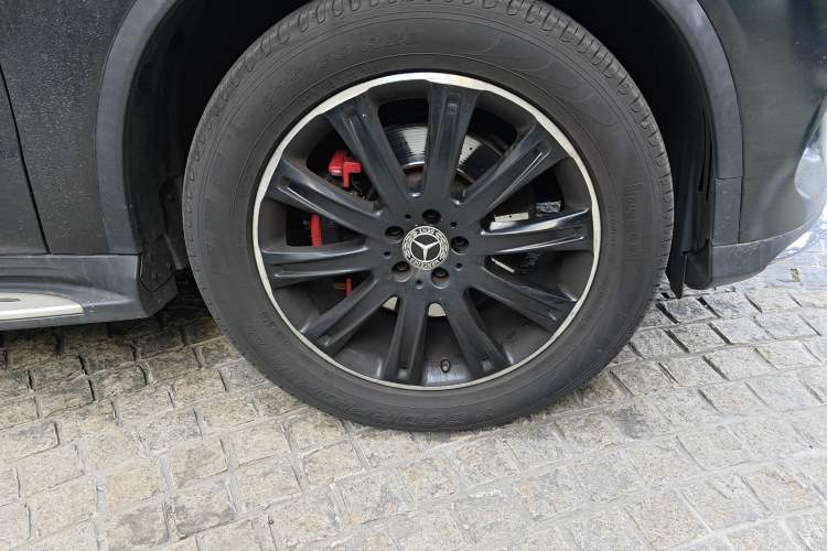 Used Mercedes-Benz GLE Coupe 2015 GLE 320 4MATIC Coupe SUV Right Front Wheel Hub