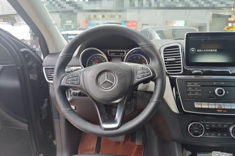 Used Mercedes-Benz GLE Coupe 2015 GLE 400 4MATIC Coupe SUV Steering Wheel