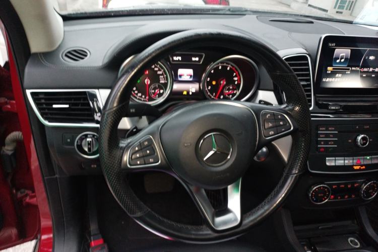 Used Mercedes-Benz GLE Coupe 2015 GLE 320 4MATIC Coupe SUV Steering Wheel