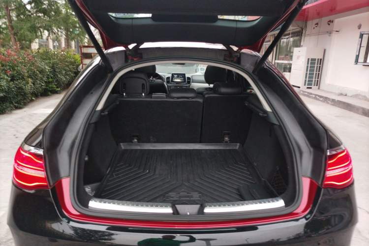 Used Mercedes-Benz GLE Coupe 2015 GLE 320 4MATIC Coupe SUV Trunk