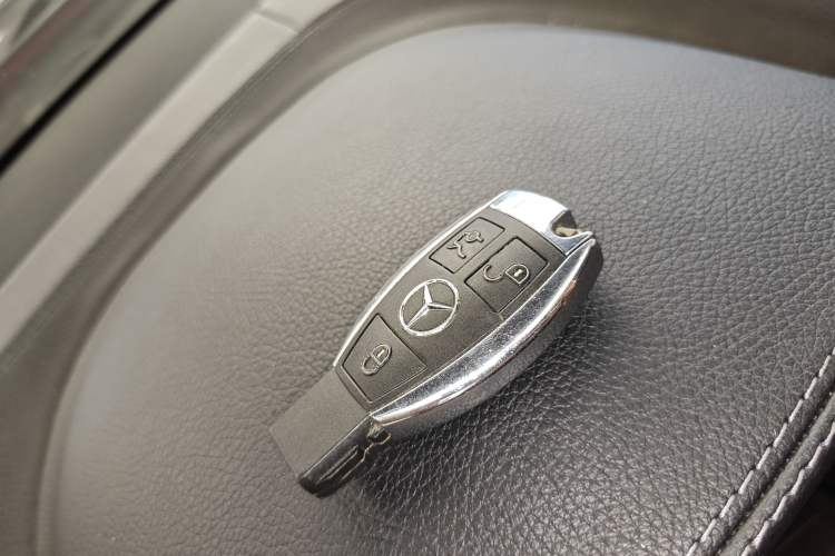 Used Mercedes-Benz GLE Coupe 2015 GLE 400 4MATIC Coupe SUV Vehicle Key