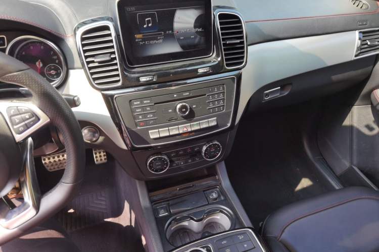 Used Mercedes-Benz GLE Coupe 2015 GLE 450 AMG 4MATIC Coupe SUV Audio And AC Panel