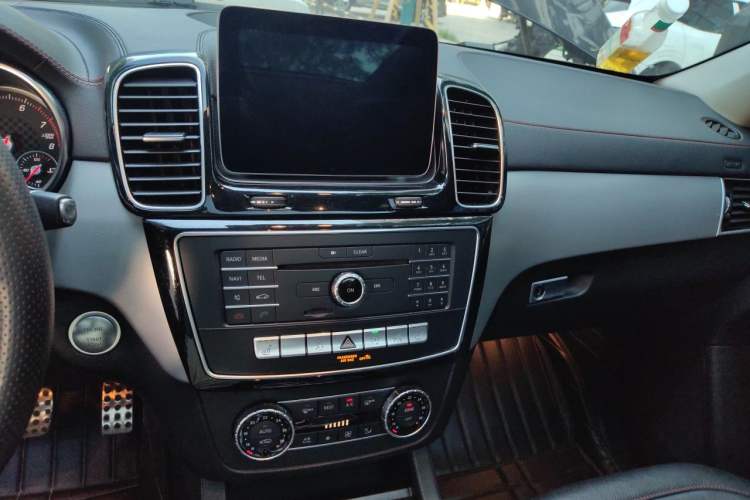 Used Mercedes-Benz GLE Coupe 2015 GLE 450 AMG 4MATIC Coupe SUV Audio And AC Panel