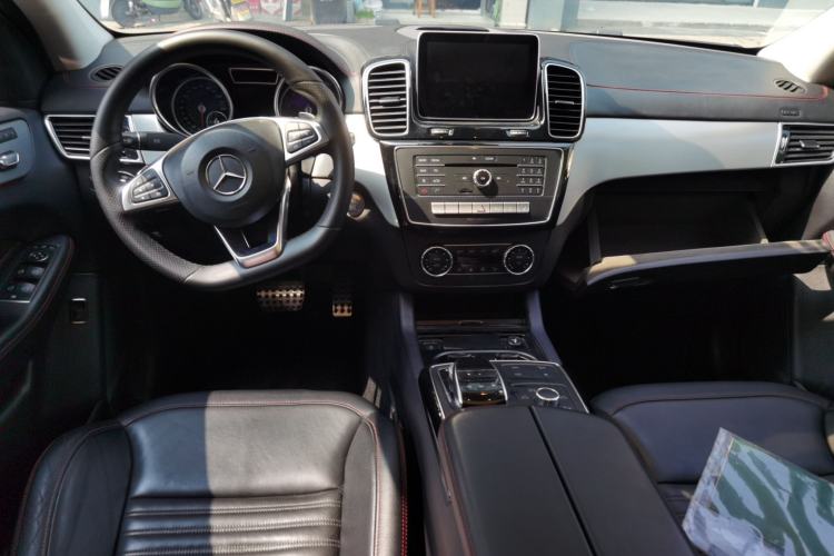 Used Mercedes-Benz GLE Coupe 2015 GLE 450 AMG 4MATIC Coupe SUV Center Console
