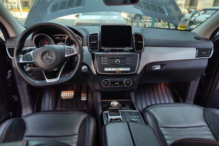 Used Mercedes-Benz GLE Coupe 2015 GLE 450 AMG 4MATIC Coupe SUV Center Console