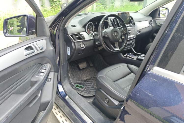 Used Mercedes-Benz GLE Coupe 2015 GLE 320 4MATIC Coupe SUV Driver Seat