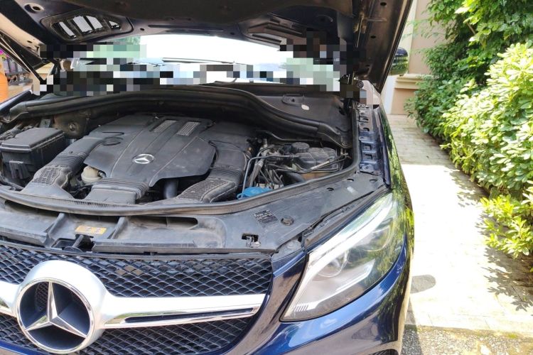 Used Mercedes-Benz GLE Coupe 2015 GLE 320 4MATIC Coupe SUV Engine Bay Left