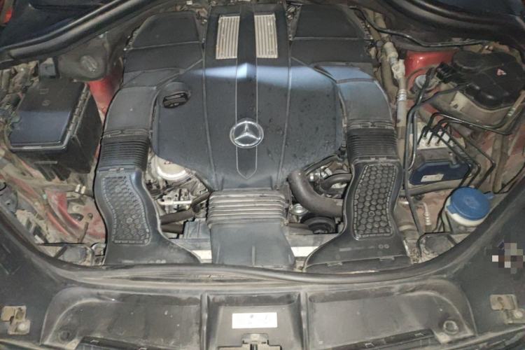 Used Mercedes-Benz GLE Coupe 2015 GLE 320 4MATIC Coupe SUV Engine Bay