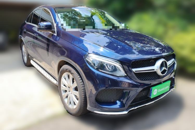 Used Mercedes-Benz GLE Coupe 2015 GLE 320 4MATIC Coupe SUV Front Right 45 Deg