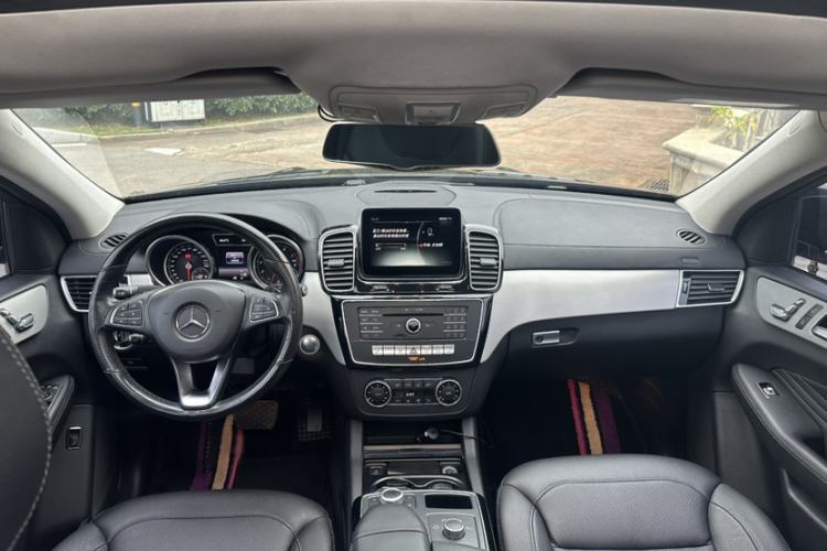 Used Mercedes-Benz GLE Coupe 2015 GLE 320 4MATIC Coupe SUV Interior 1