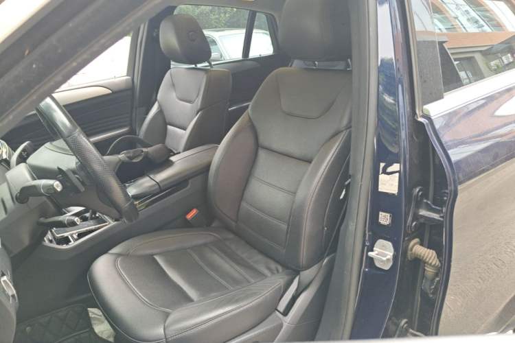 Used Mercedes-Benz GLE Coupe 2015 GLE 320 4MATIC Coupe SUV Left Front Seat