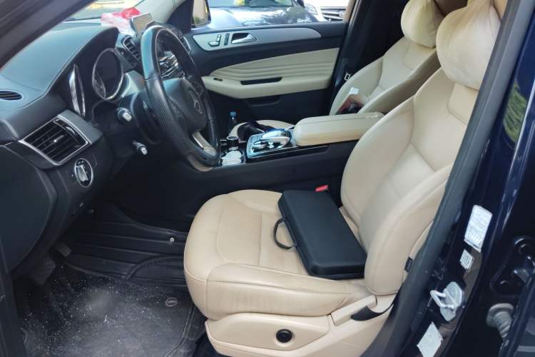 Used Mercedes-Benz GLE Coupe 2015 GLE 400 4MATIC Coupe SUV Left Front Seat