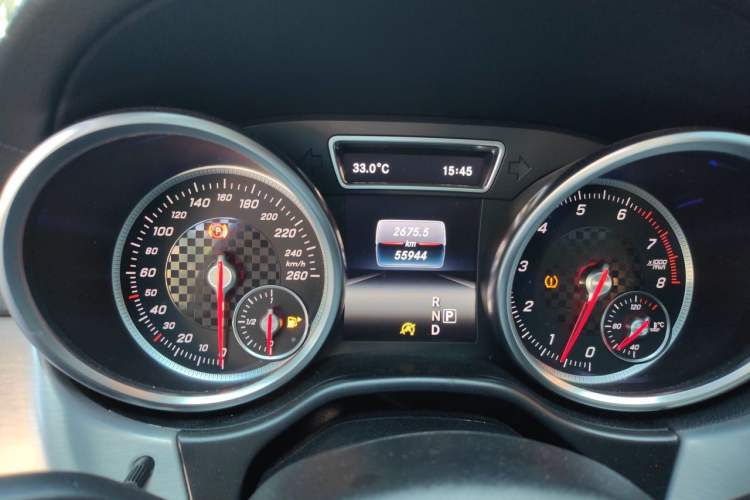 Used Mercedes-Benz GLE Coupe 2015 GLE 450 AMG 4MATIC Coupe SUV Odometer Close Up