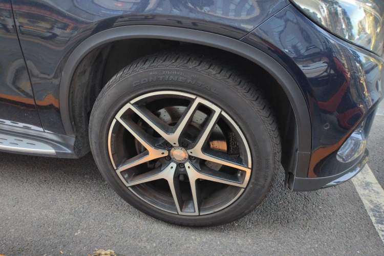 Used Mercedes-Benz GLE Coupe 2015 GLE 450 AMG 4MATIC Coupe SUV Right Front Wheel Hub