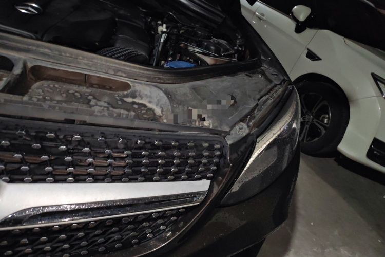 Used Mercedes-Benz GLE Coupe 2015 GLE 400 4MATIC Coupe SUV Engine Bay Left